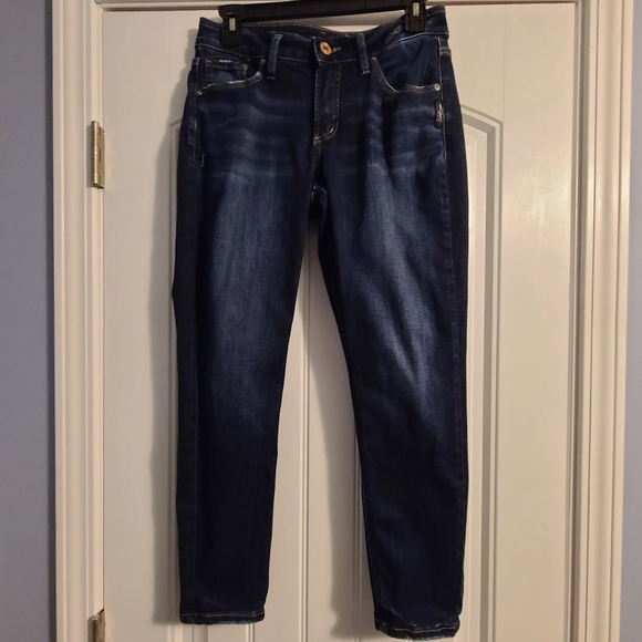 Silver Jeans Avery Skinny Crop - Picture 1 of 3